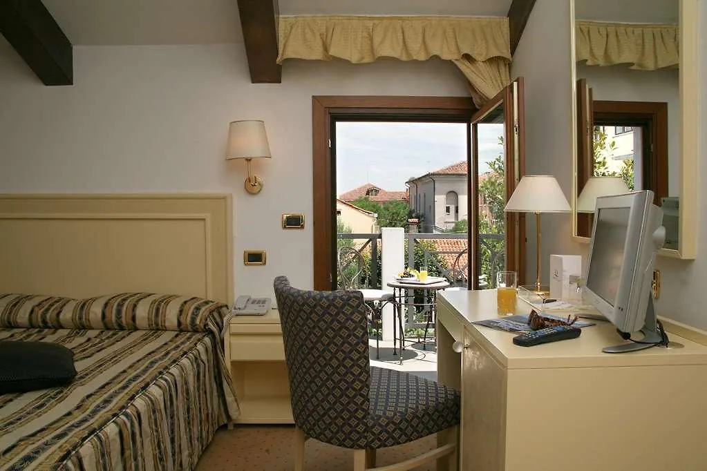 Hotel Giudecca Venezia 3*, Венеция